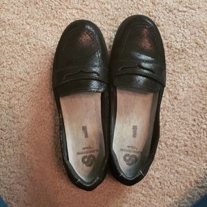 Cloudsteppers by Clark Black Loafers